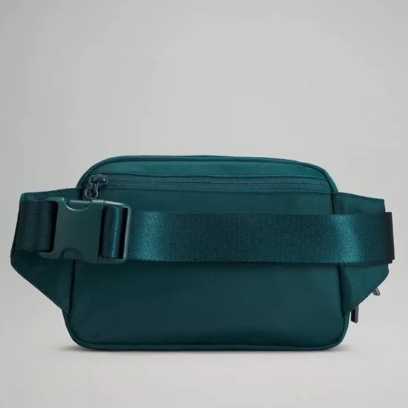 Lululemon Large Everywhere Belt Bag Green Jasper Nwt - Picture 4 of 7